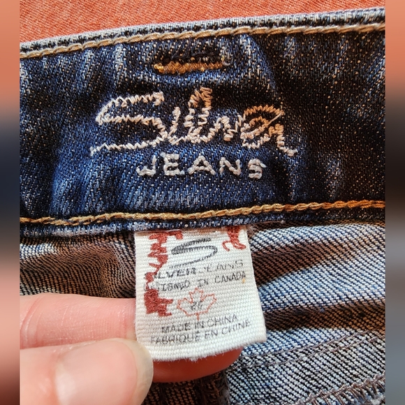 Silver Jeans - Picture 8 of 14